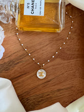 Charger l'image dans la galerie, Collier CREAMY
