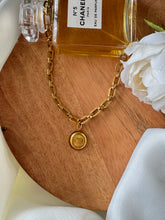 Charger l'image dans la galerie, Collier JOA
