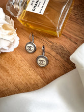 Charger l&#39;image dans la galerie, Boucles d’oreilles CHELSEA
